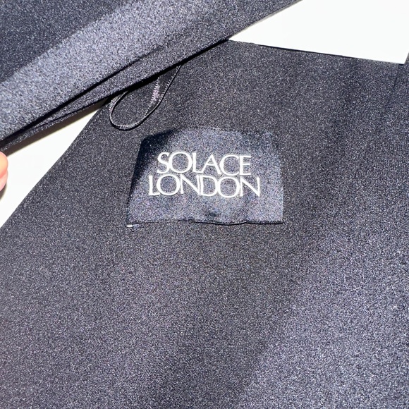 Solace London Krista Maxi Dress in Black - Picture 4 of 5